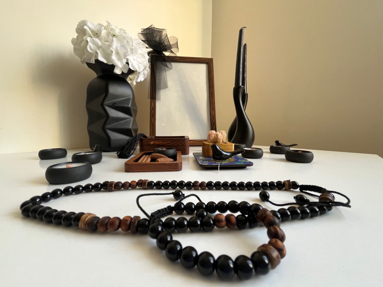 پک رومیزی و قاب و میزآرایی ترحیم